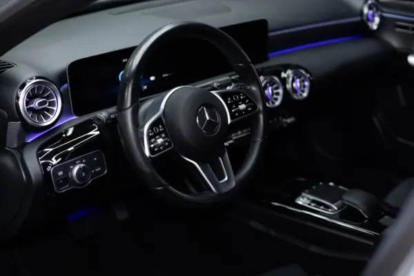 Mercedes-Benz A 250 e Progressive 24