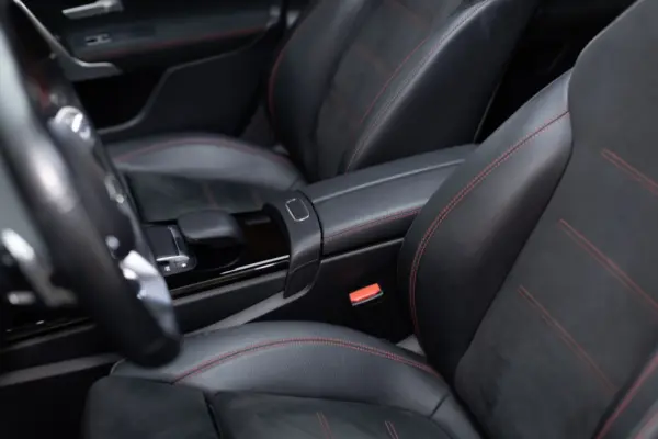 Mercedes-Benz A 180 d AMG Line Aut. 40