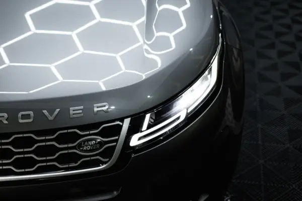 Land Rover Range Rover Evoque 1.5 P300e AWD Dynamic SE 15