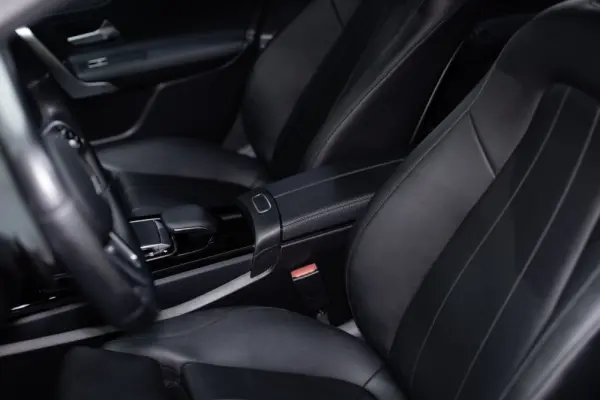 Mercedes-Benz A 250 e Progressive 40