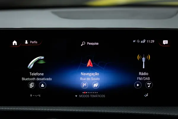 Mercedes-Benz CLA 250 e Shooting Brake AMG Line 46