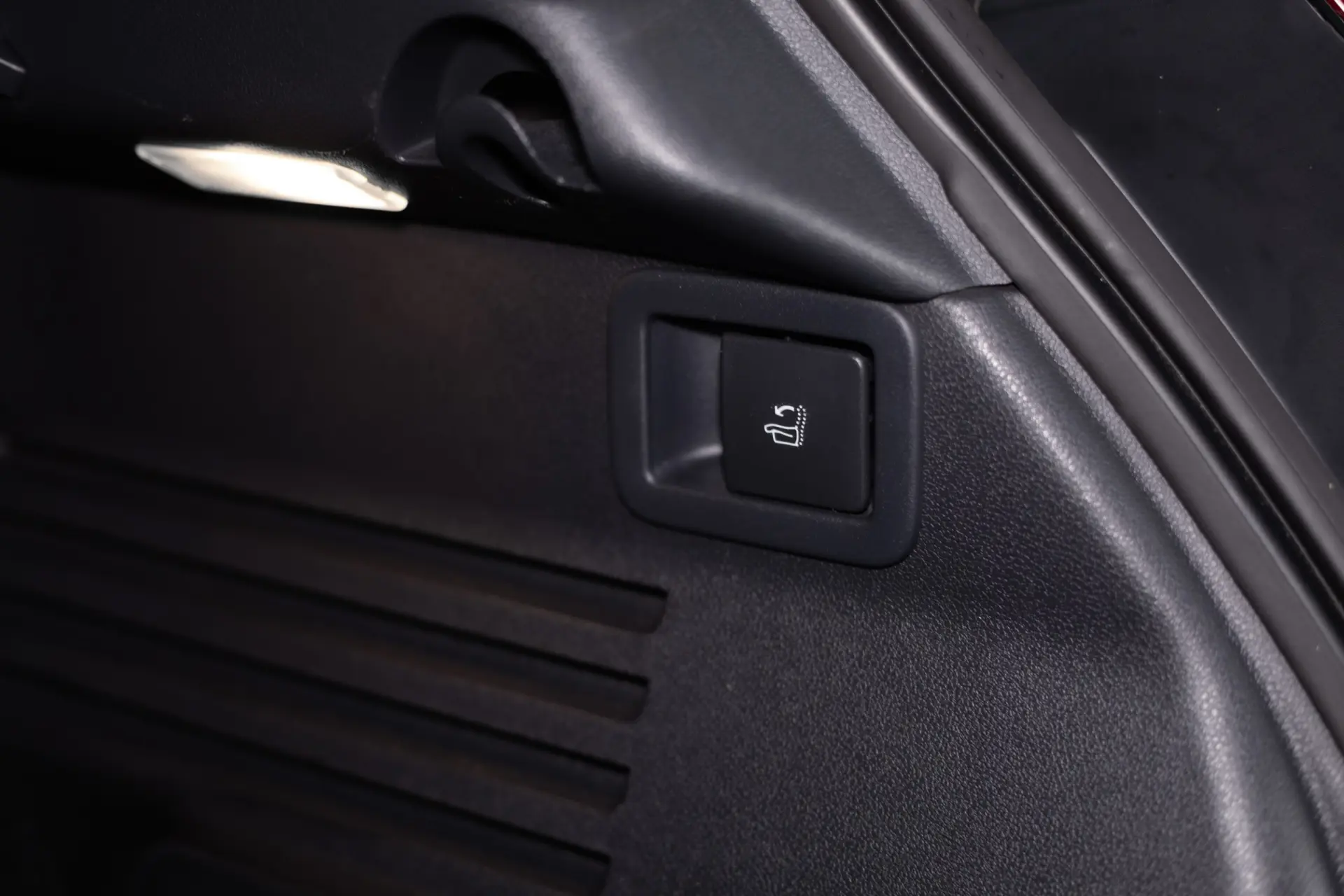 Peugeot 3008 1.6 e-HDi Allure 2-Tronic 9