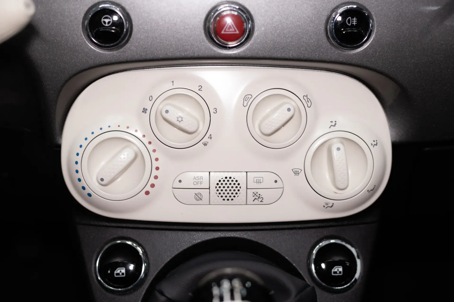 Fiat 500 1.0 Hybrid Lounge 34