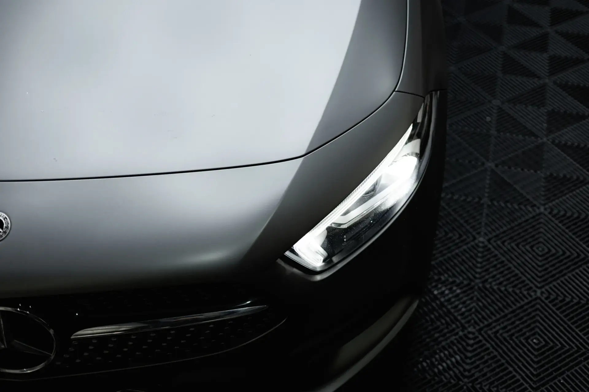 Mercedes-Benz A 180 Limousine d AMG Line Aut. 12