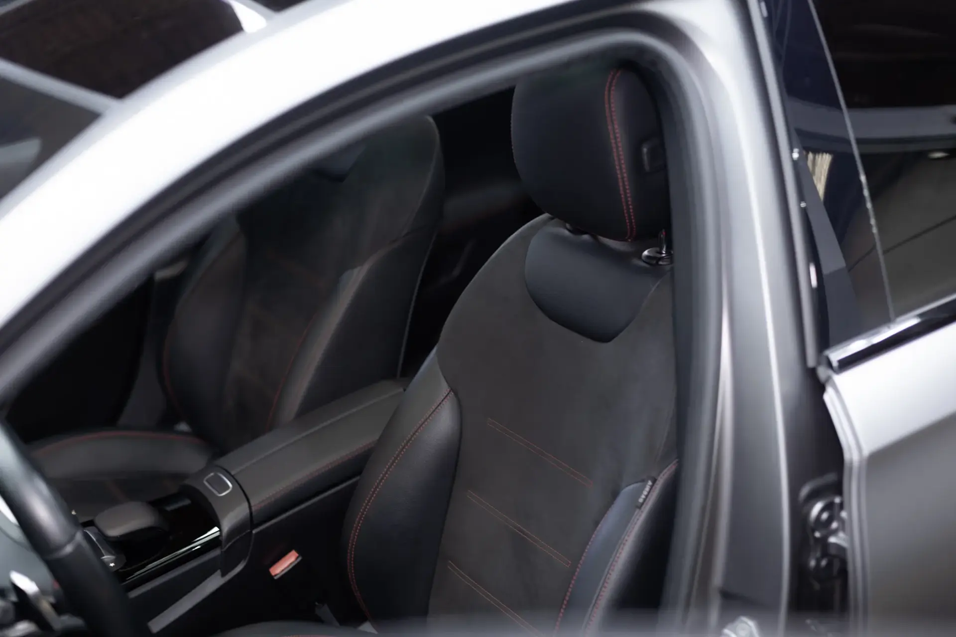 Mercedes-Benz A 180 Limousine d AMG Line Aut. 19