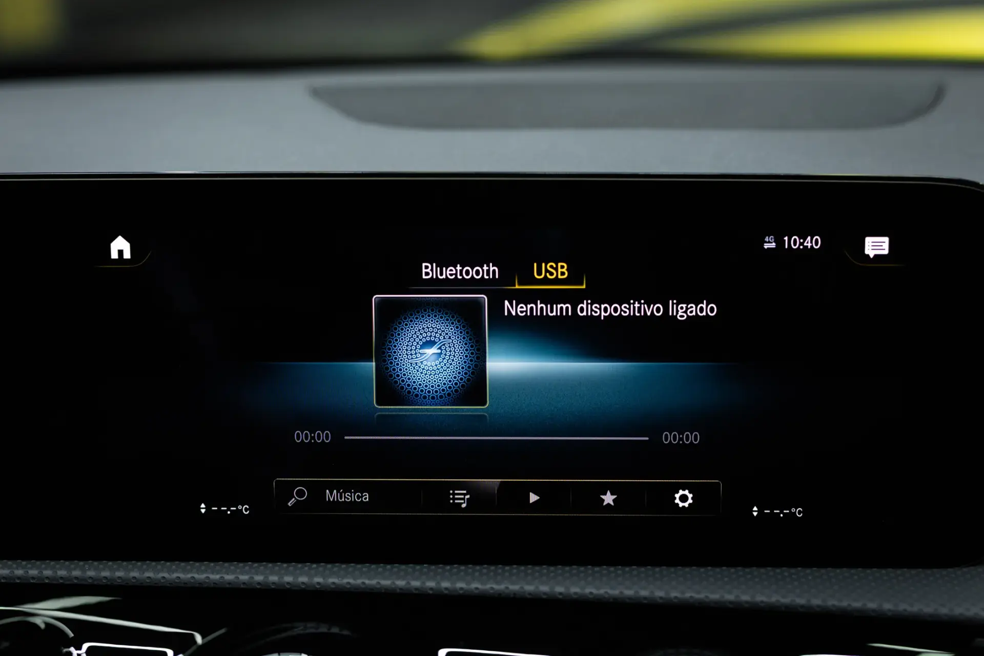 Mercedes-Benz A 180 Limousine d AMG Line Aut. 45