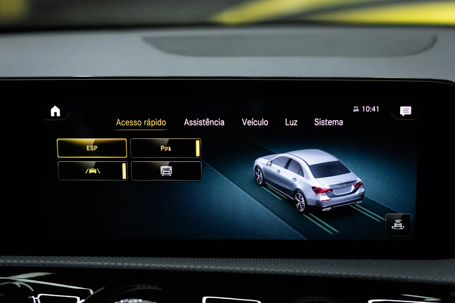 Mercedes-Benz A 180 Limousine d AMG Line Aut. 53