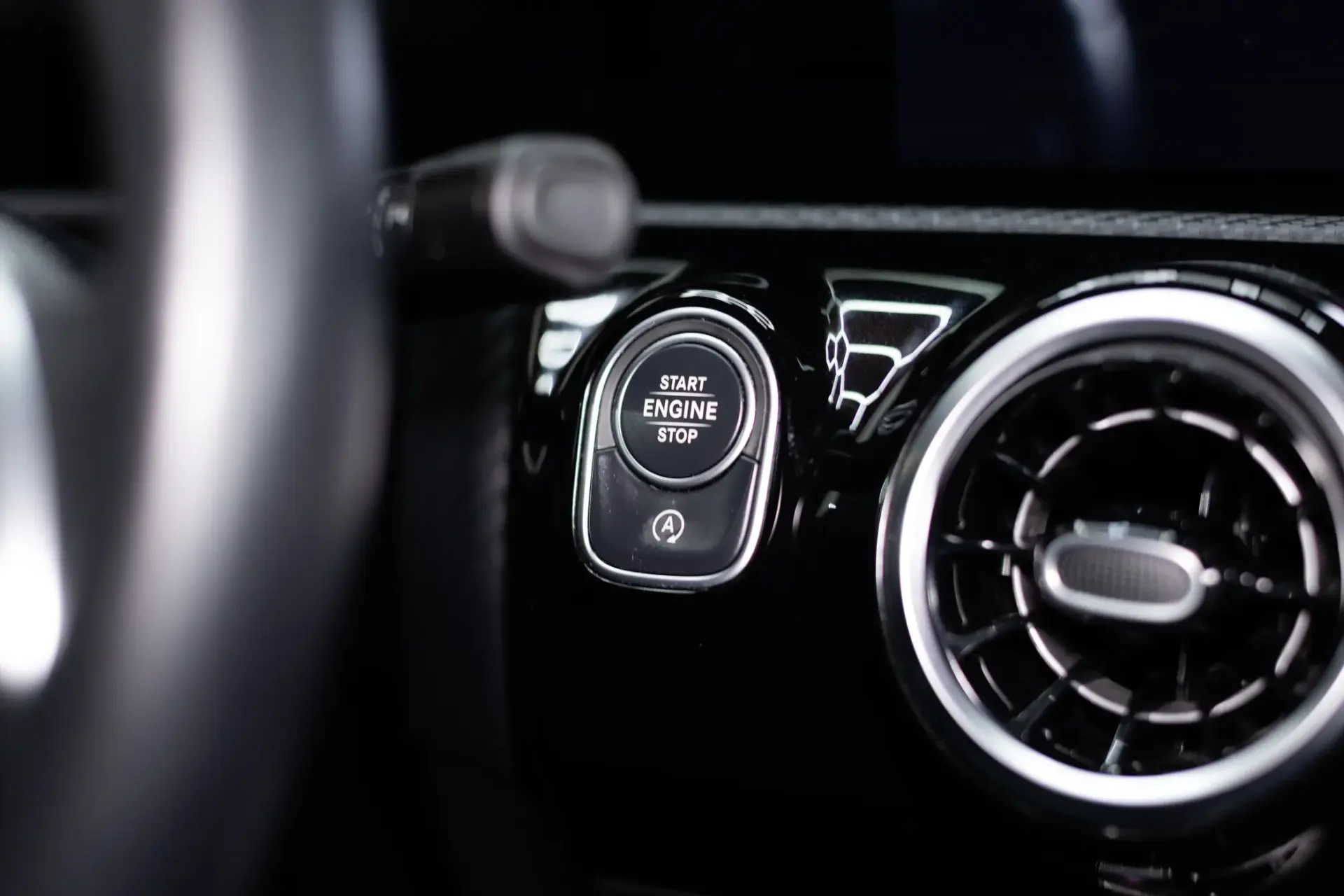 Mercedes-Benz A 180 Limousine d Progressive Aut. 28