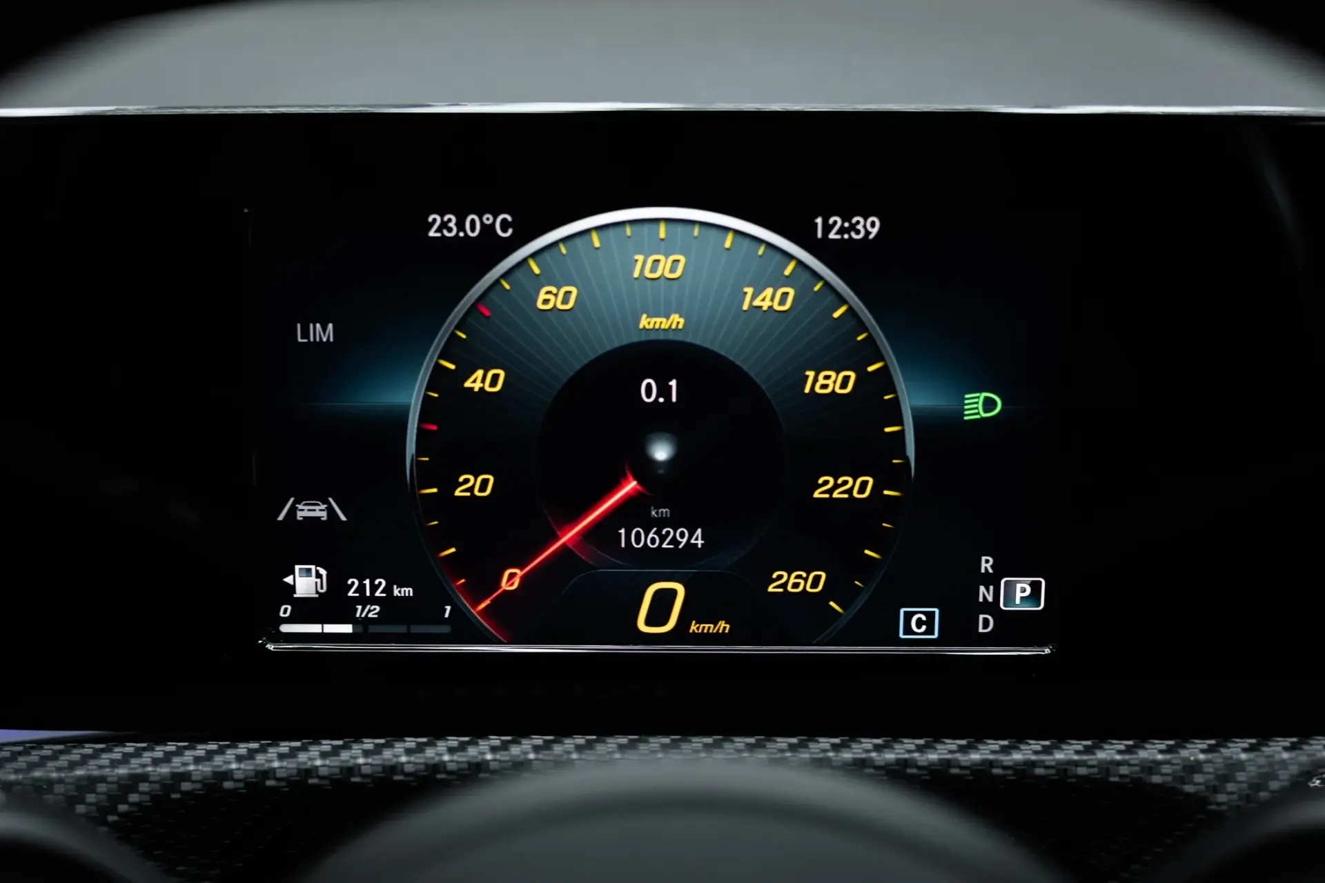 Mercedes-Benz A 180 Limousine d Progressive Aut. 41