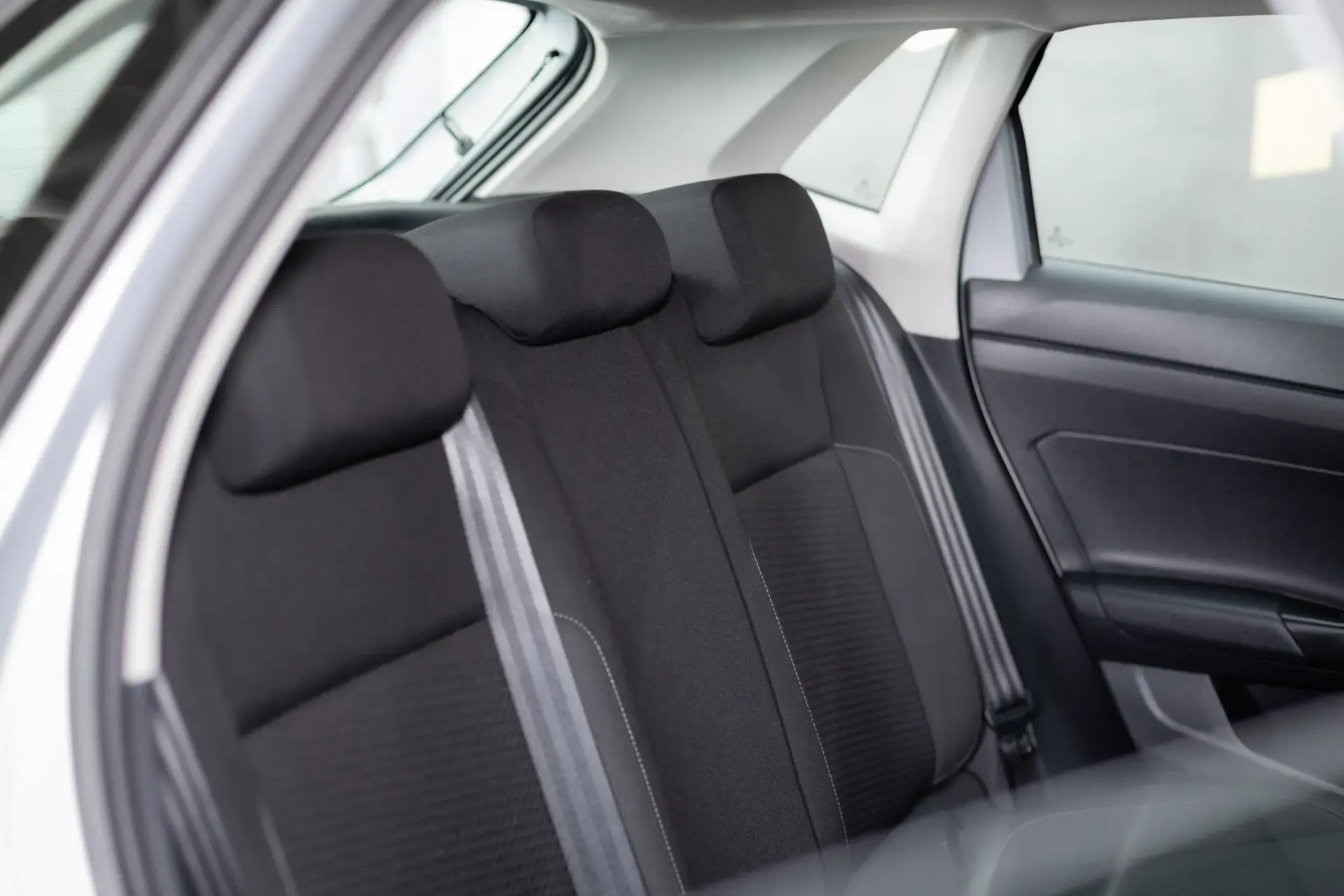 Volkswagen Polo 1.0 TSI Confortline 17