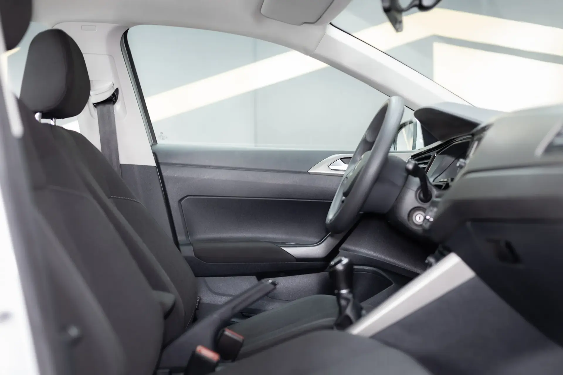 Volkswagen Polo 1.0 TSI Confortline 19