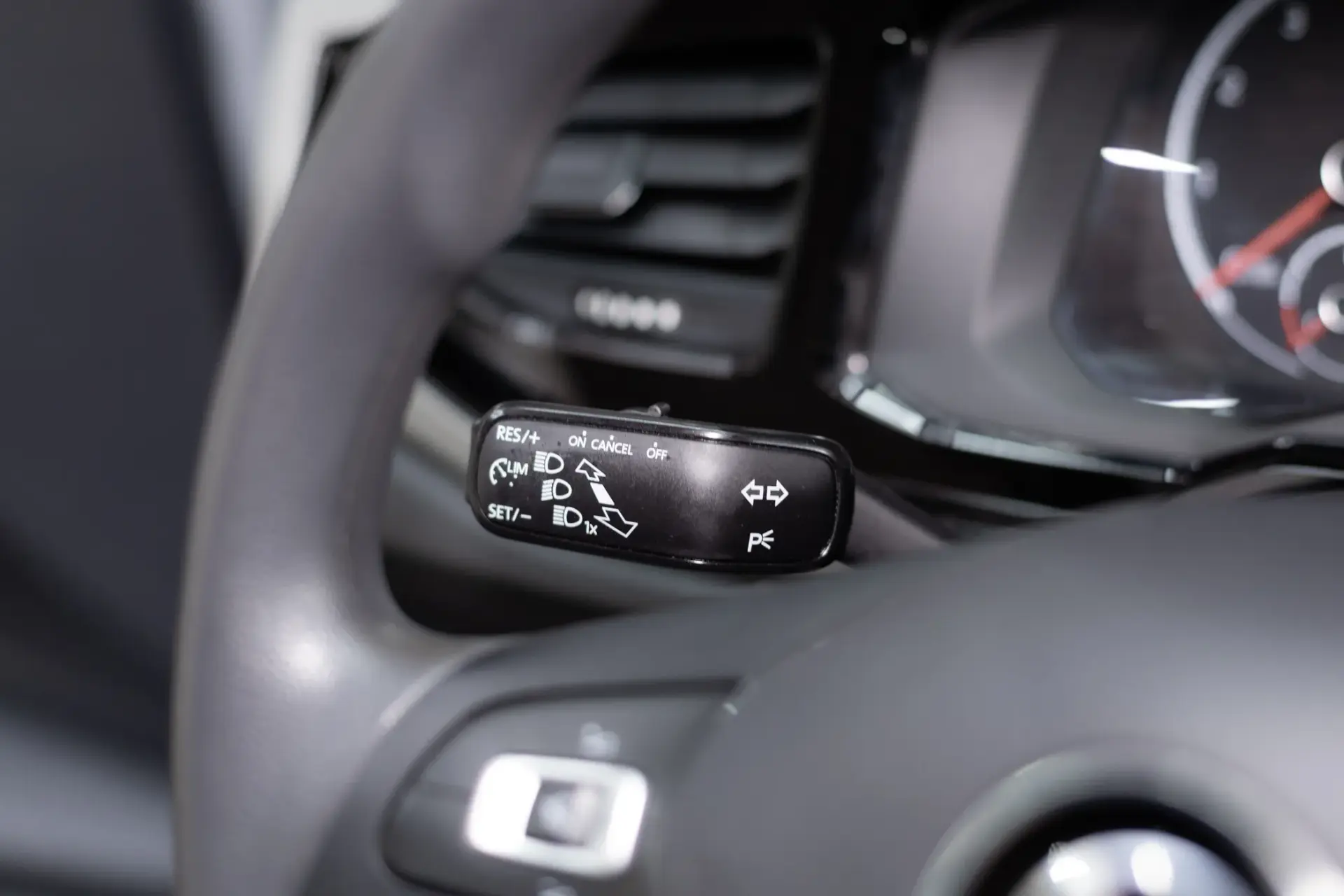 Volkswagen Polo 1.0 TSI Confortline 29