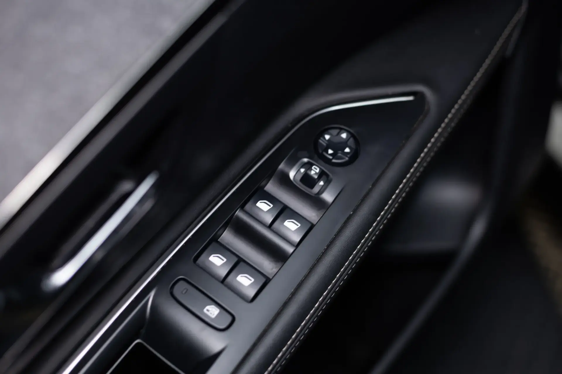 Peugeot 5008 1.5 BlueHDi GT Line EAT8 36