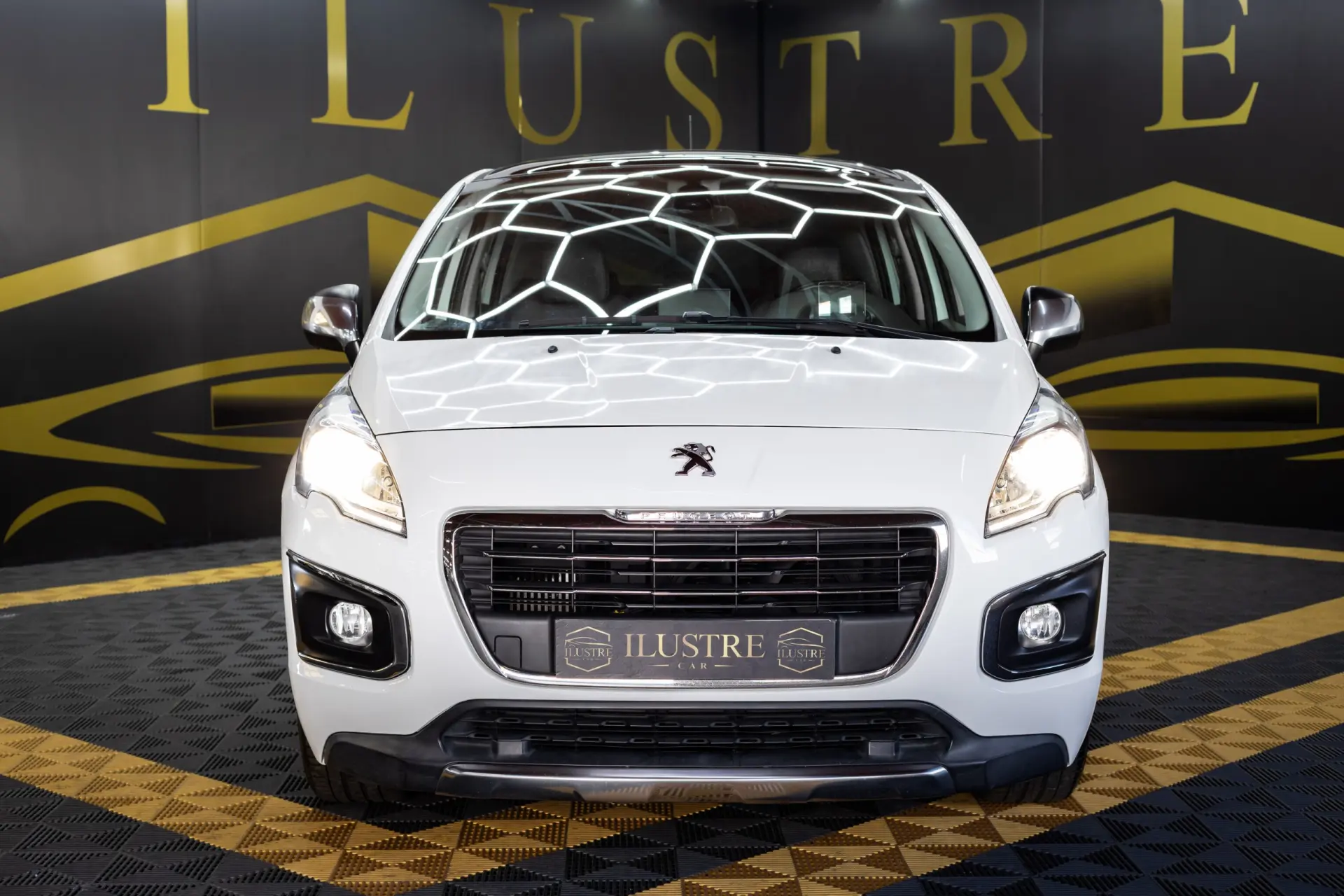 Peugeot 3008 1.6 e-HDi Allure 2-Tronic 2