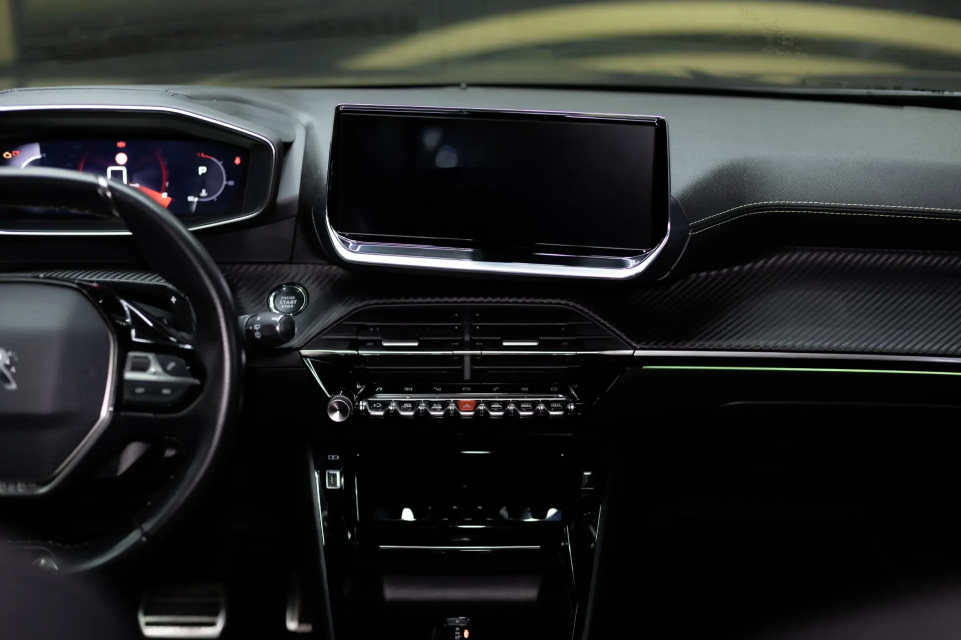 Peugeot 2008 1.5 BlueHDi GT Line EAT8 26