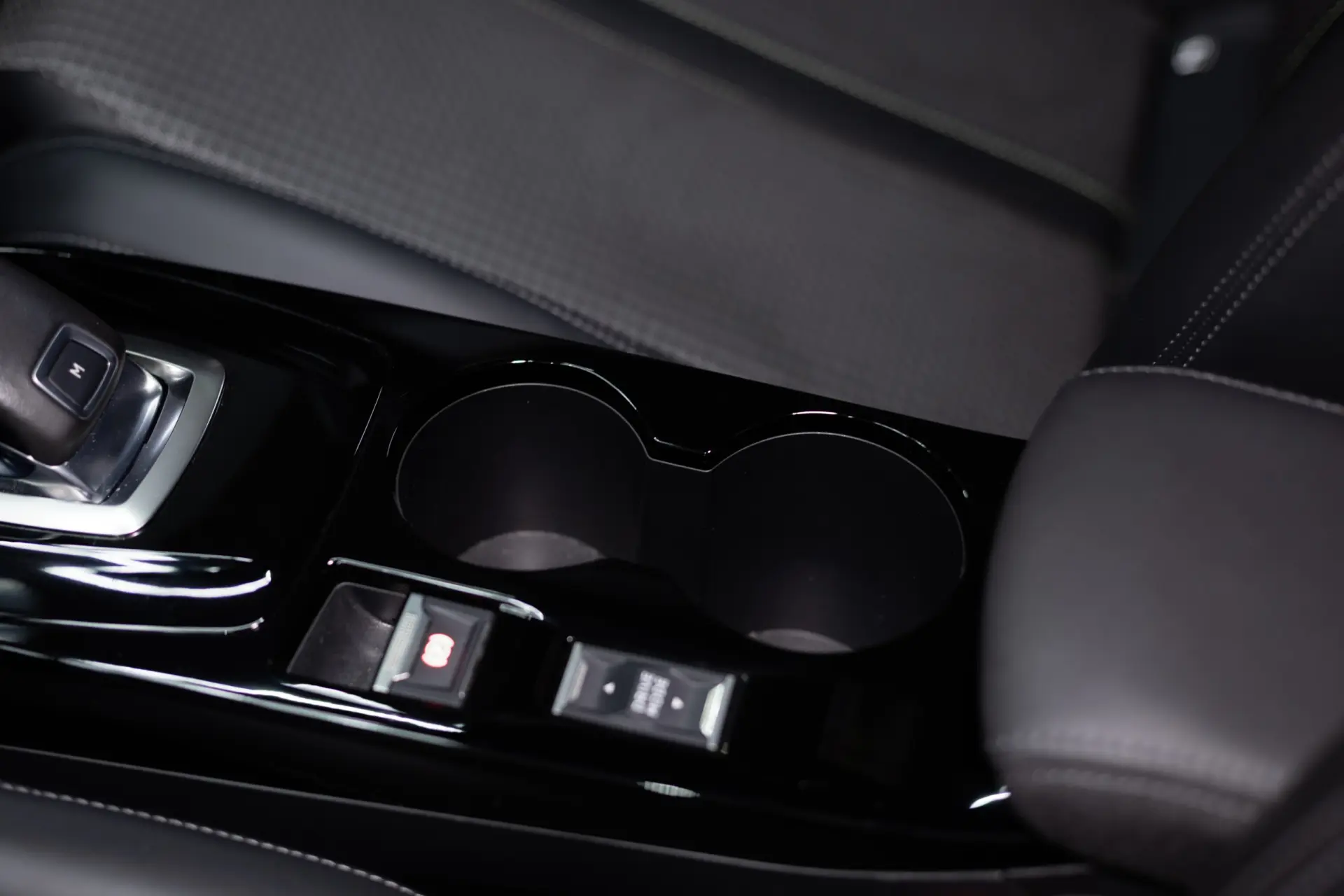 Peugeot 2008 1.5 BlueHDi GT Line EAT8 40