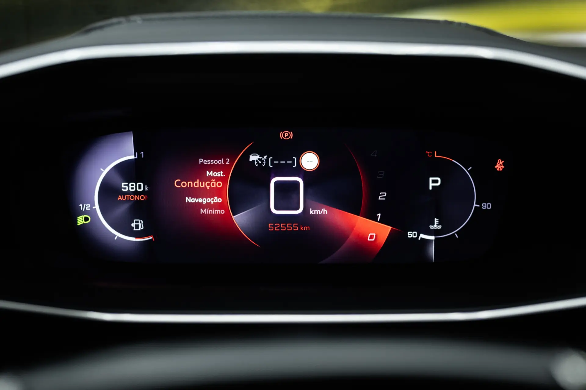 Peugeot 2008 1.5 BlueHDi GT Line EAT8 44