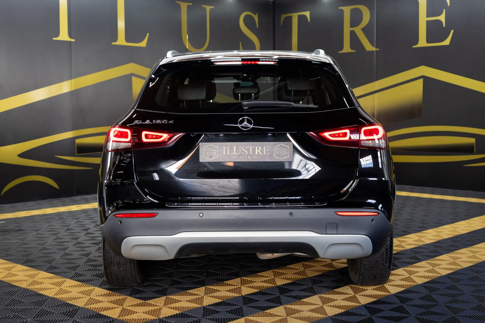 Mercedes-Benz GLA 180 d 8G-DCT Edition Progressive Line 5