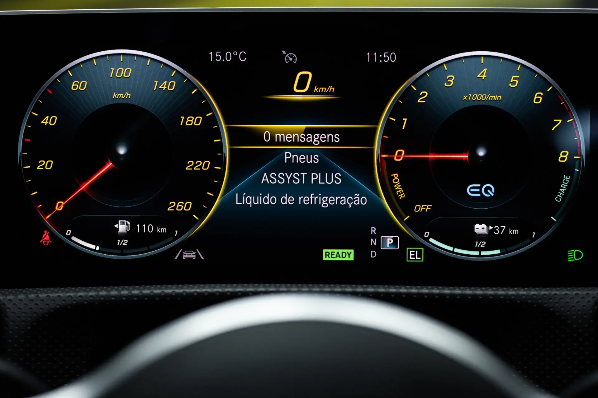 Mercedes-Benz A 250 e Progressive 44