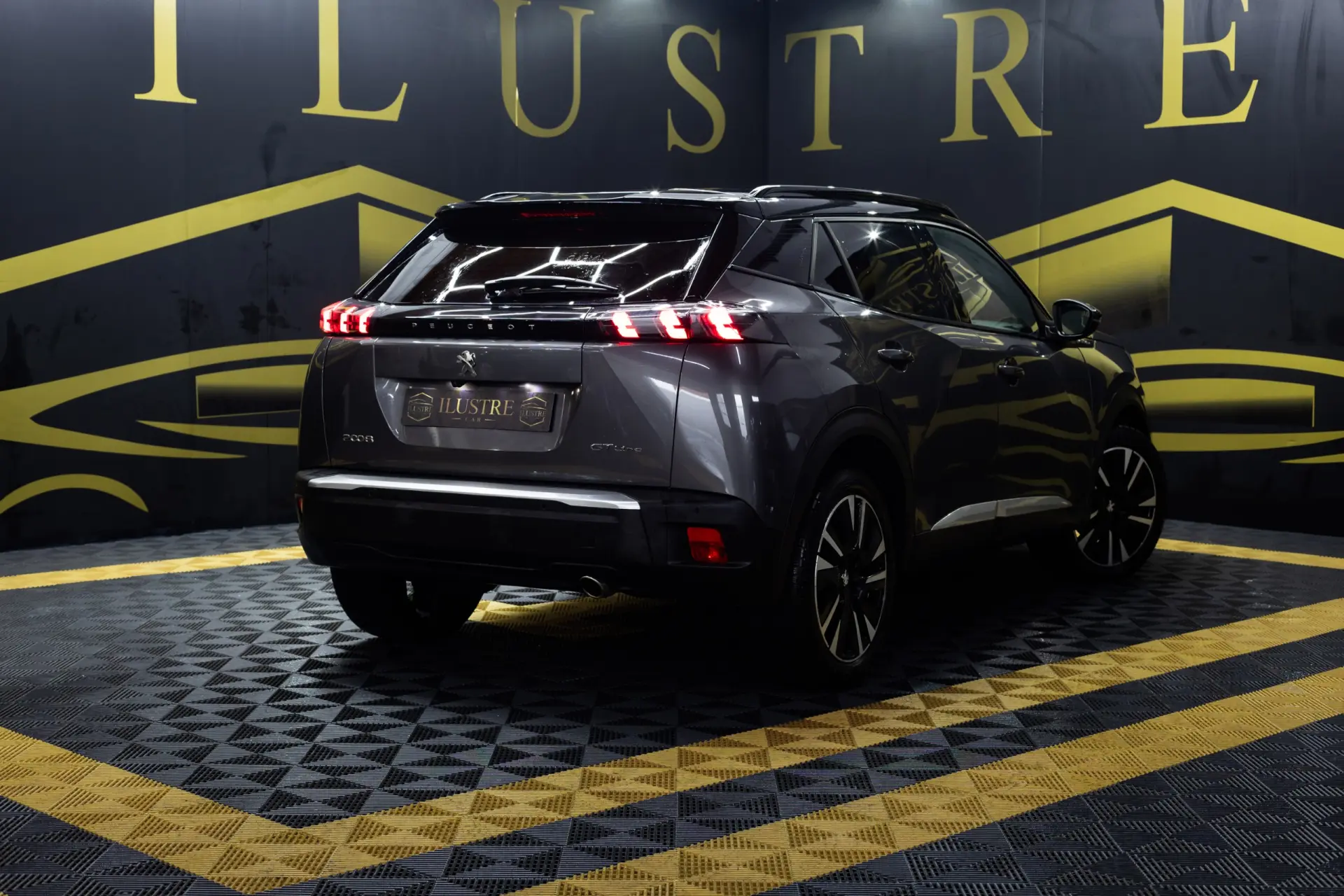 Peugeot 2008 1.5 BlueHDi GT Line EAT8 6