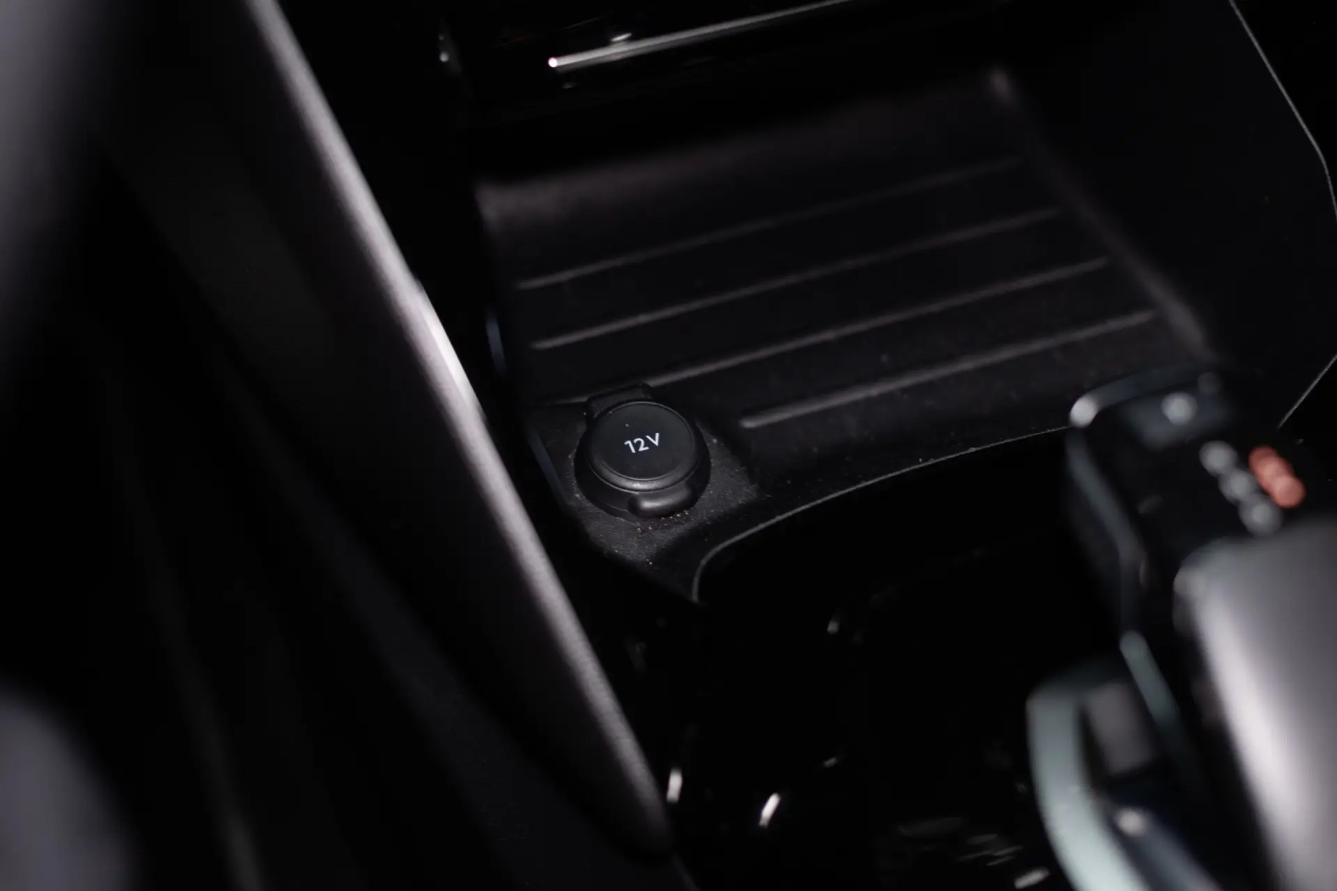 Peugeot 2008 1.5 BlueHDi GT Line EAT8 37