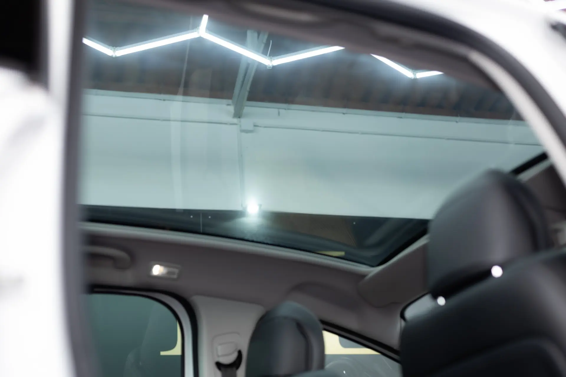 Peugeot 3008 1.6 e-HDi Allure 2-Tronic 23