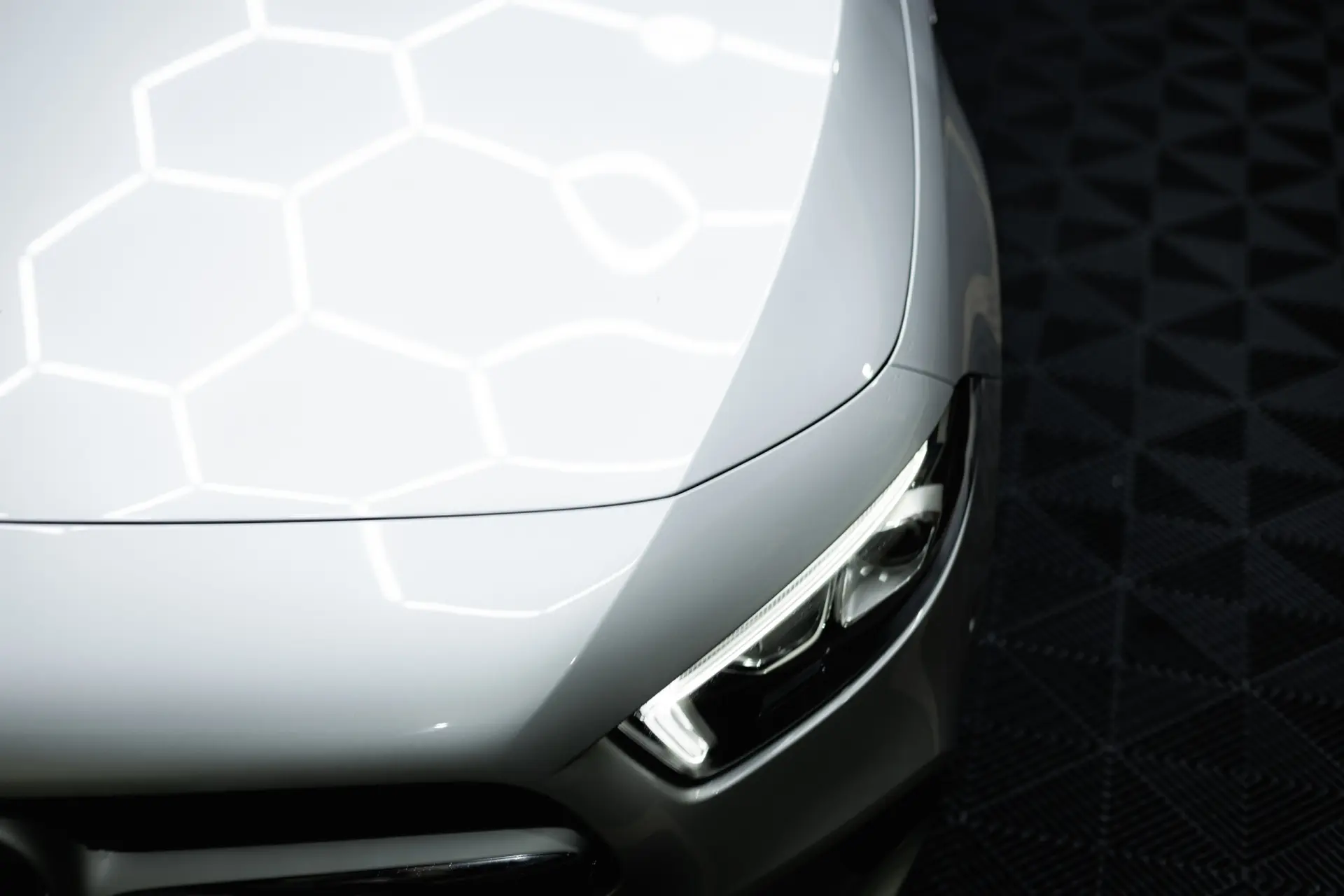 Mercedes-Benz A 250 e Progressive 15