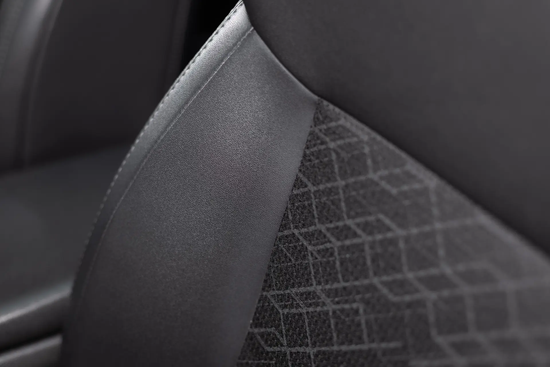 Peugeot 3008 1.6 e-HDi Allure 2-Tronic 25