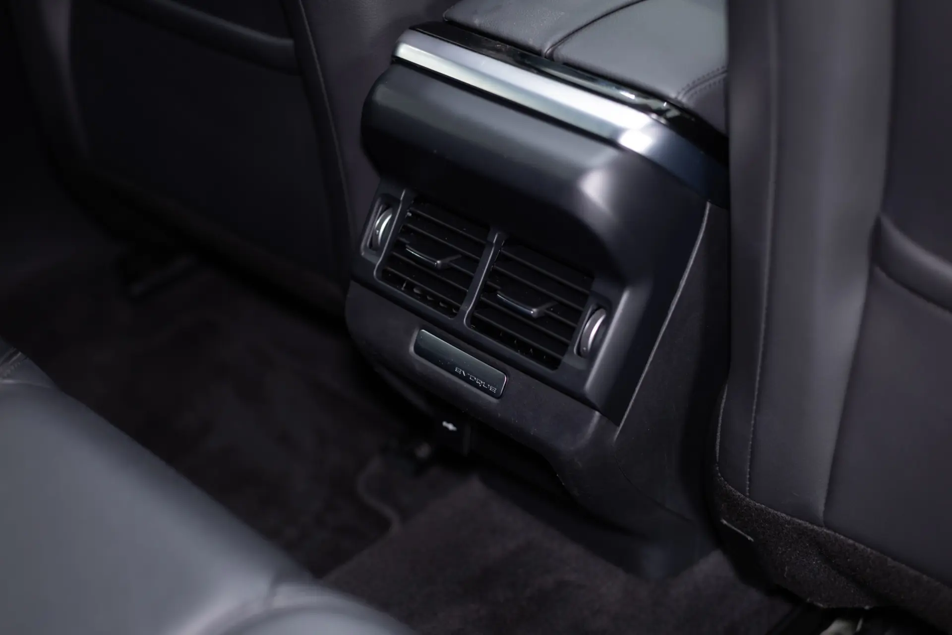 Land Rover Range Rover Evoque 1.5 P300e AWD Dynamic SE 19