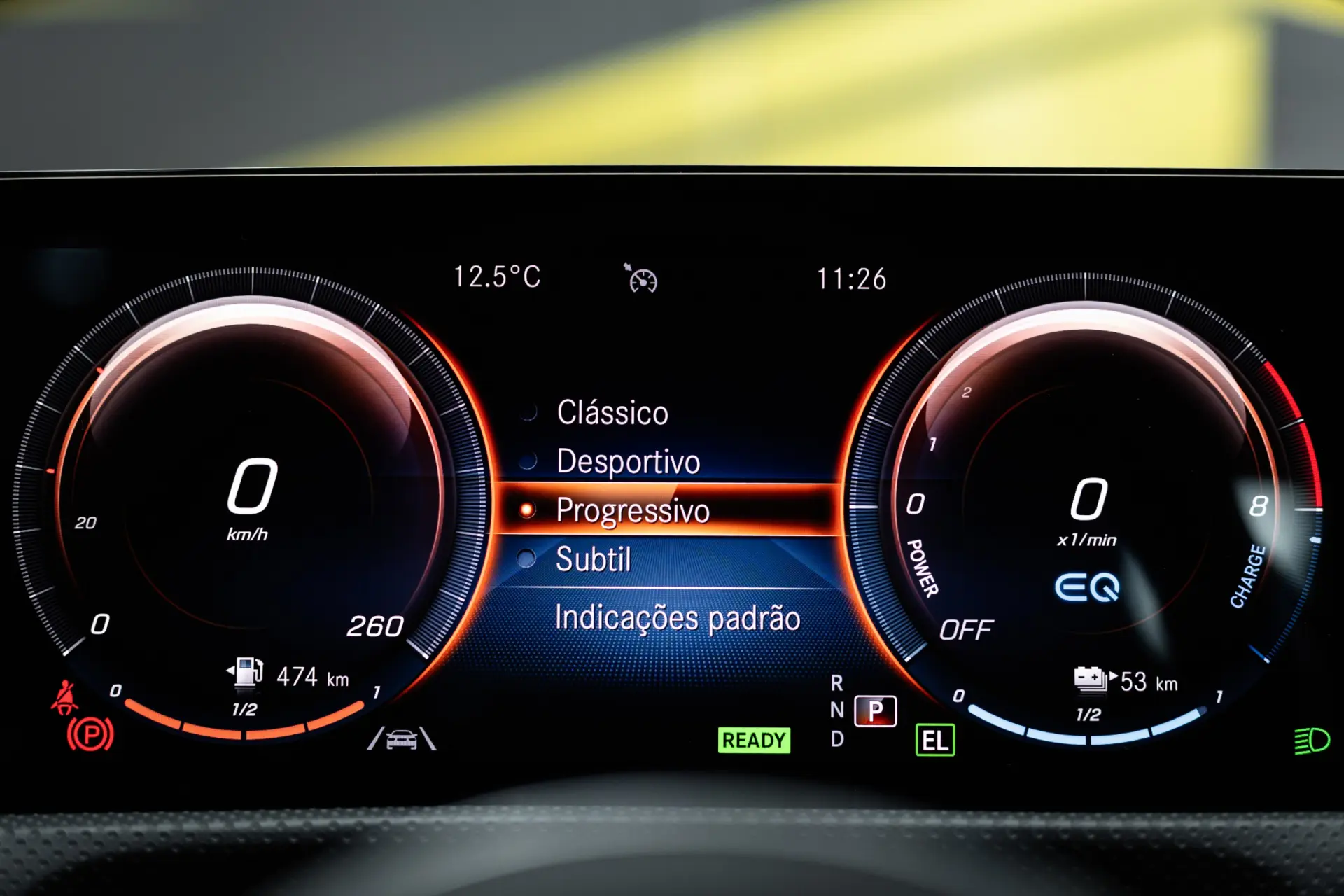 Mercedes-Benz CLA 250 e Shooting Brake AMG Line 44