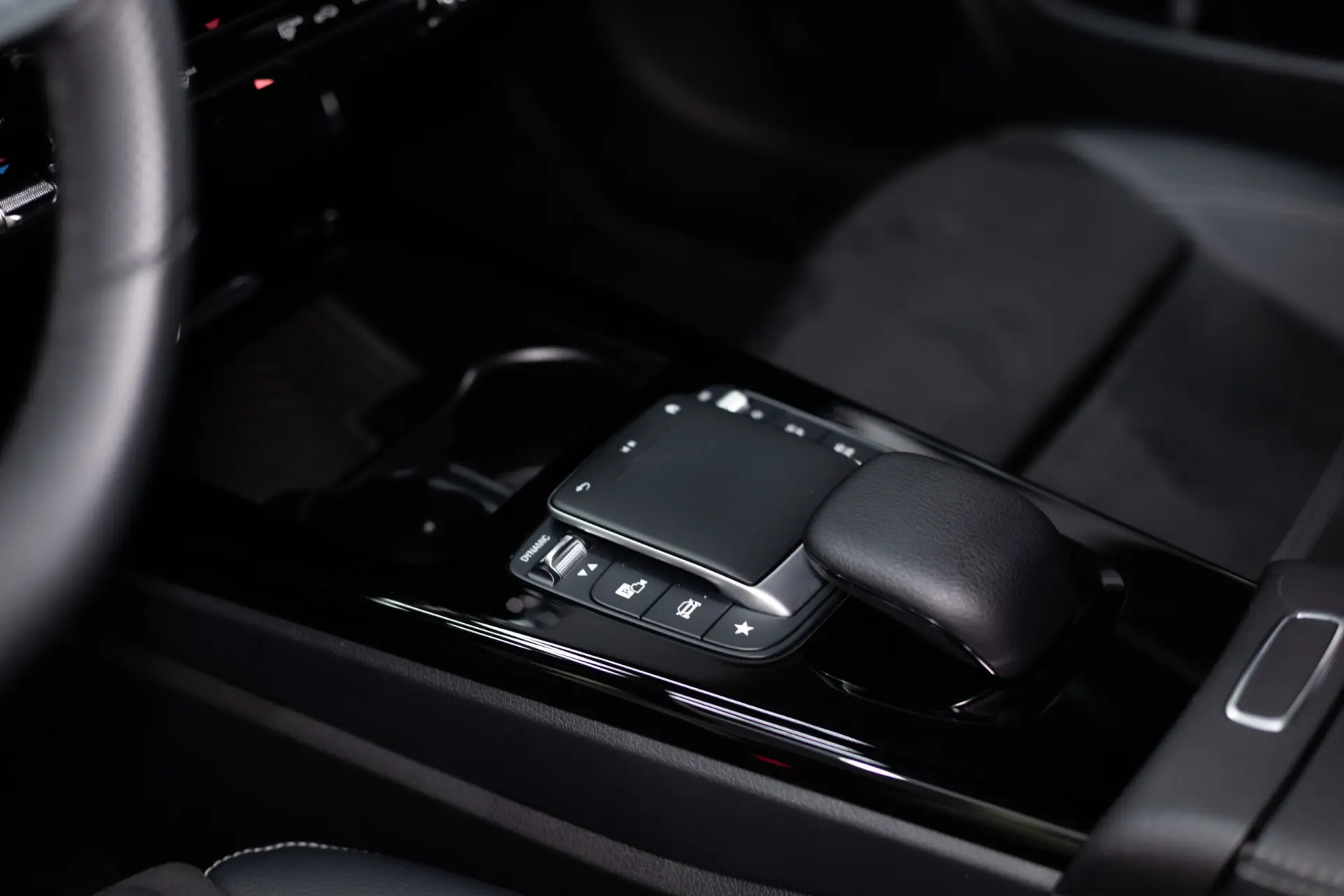 Mercedes-Benz CLA 250 e Shooting Brake AMG Line 28