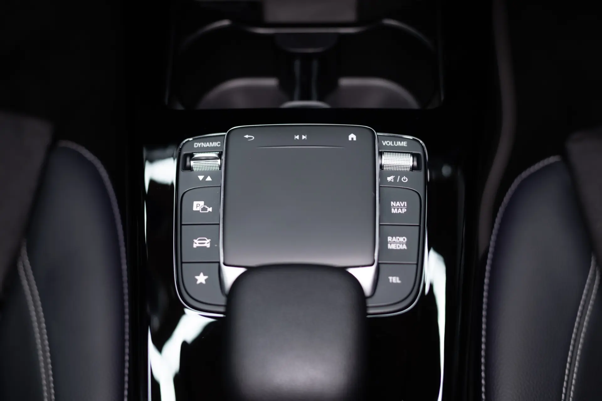 Mercedes-Benz CLA 250 e Shooting Brake AMG Line 27