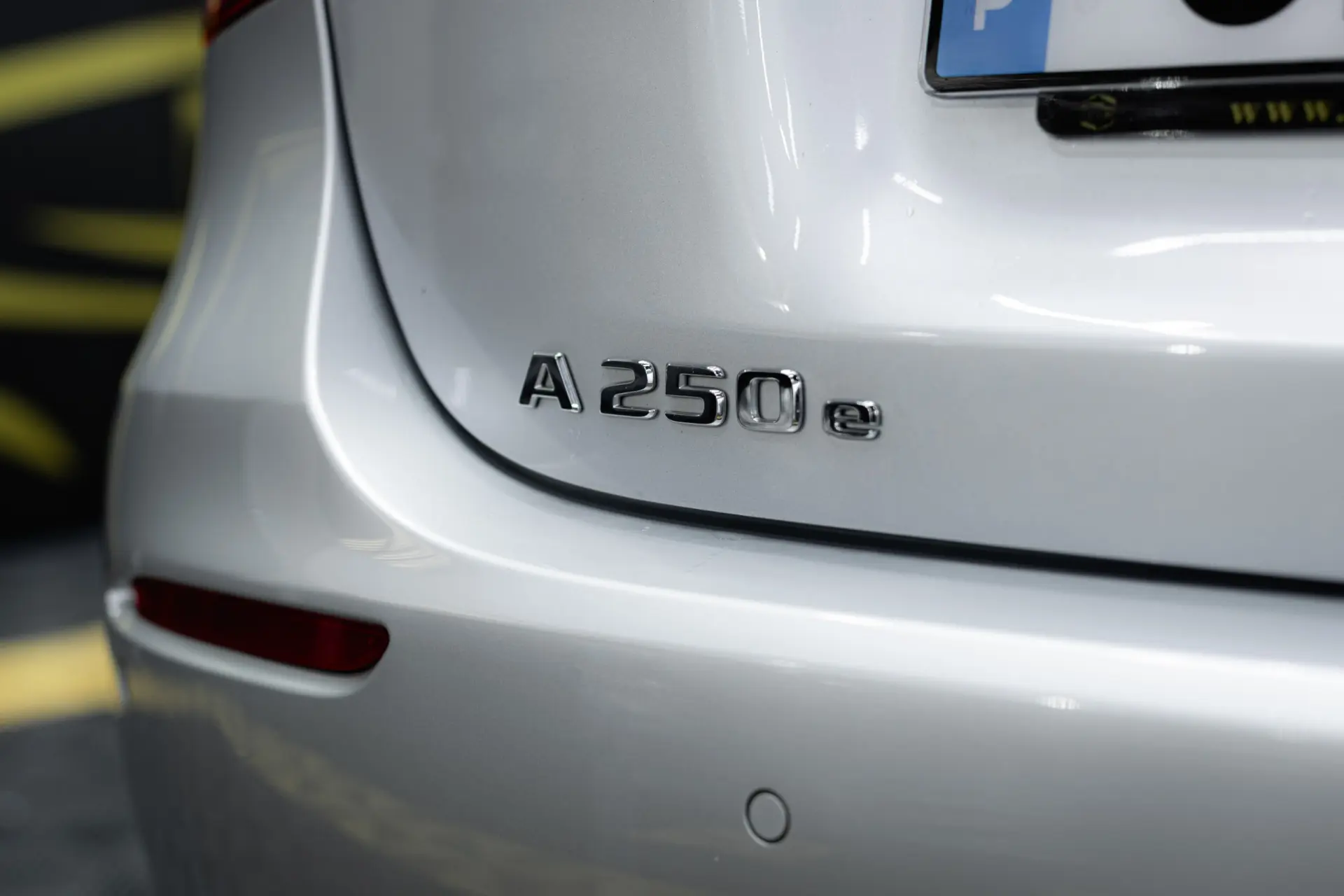 Mercedes-Benz A 250 e Progressive 10