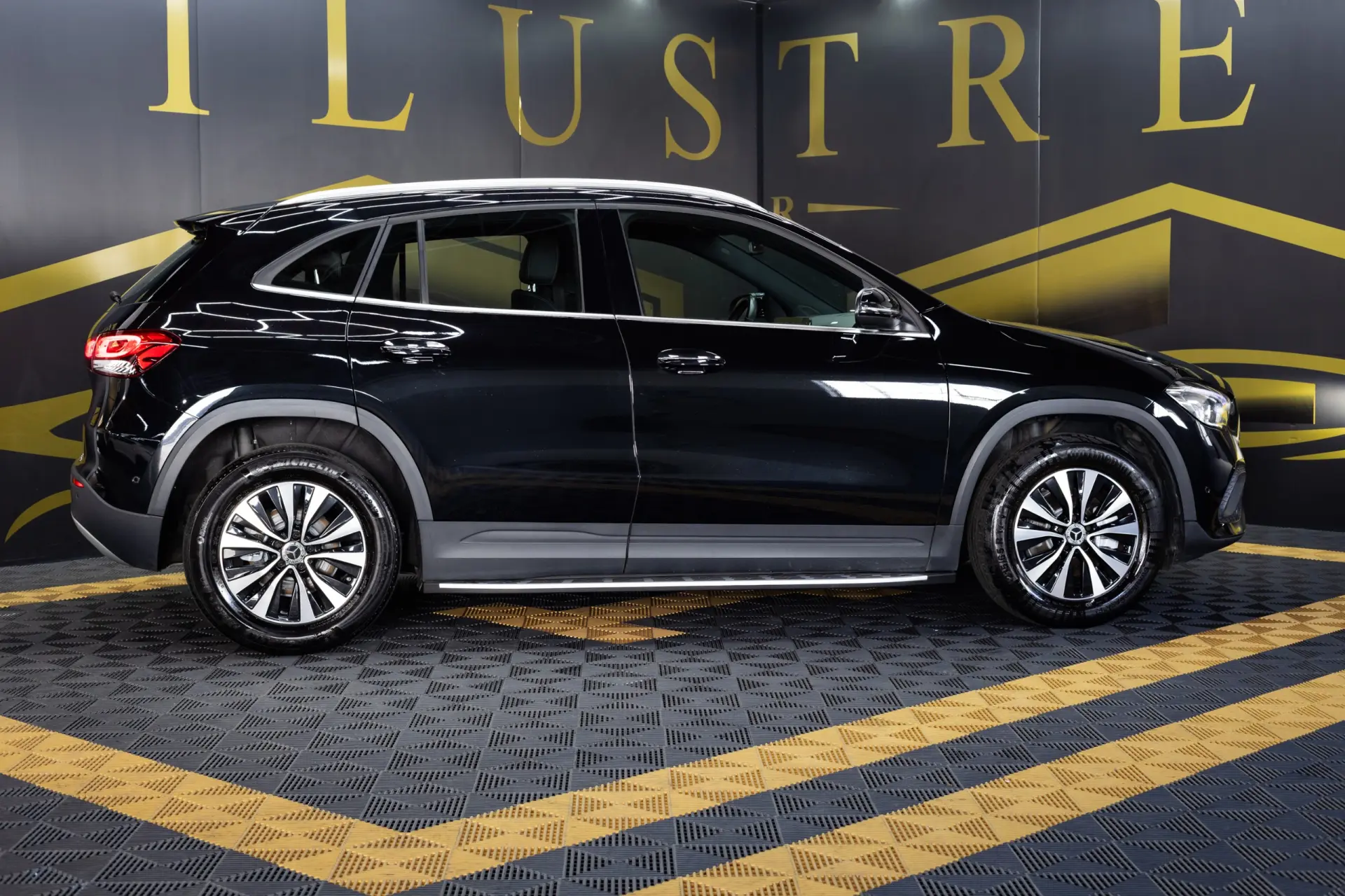 Mercedes-Benz GLA 180 d 8G-DCT Edition Progressive Line 4