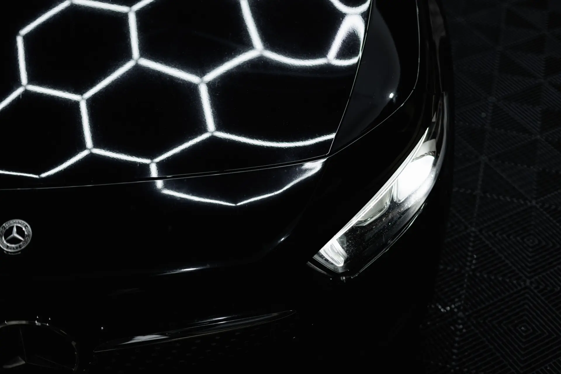 Mercedes-Benz A 180 d AMG Line Aut. 15