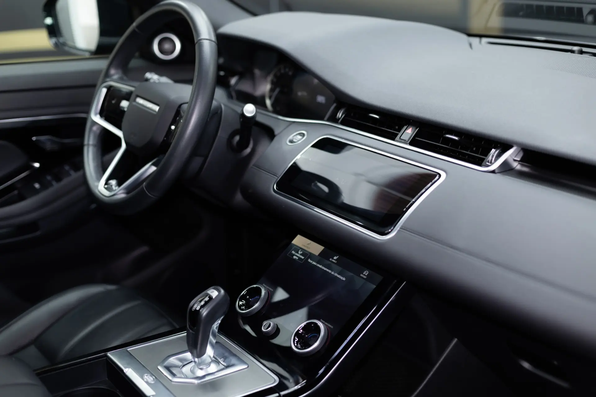 Land Rover Range Rover Evoque 1.5 P300e AWD Dynamic SE 25