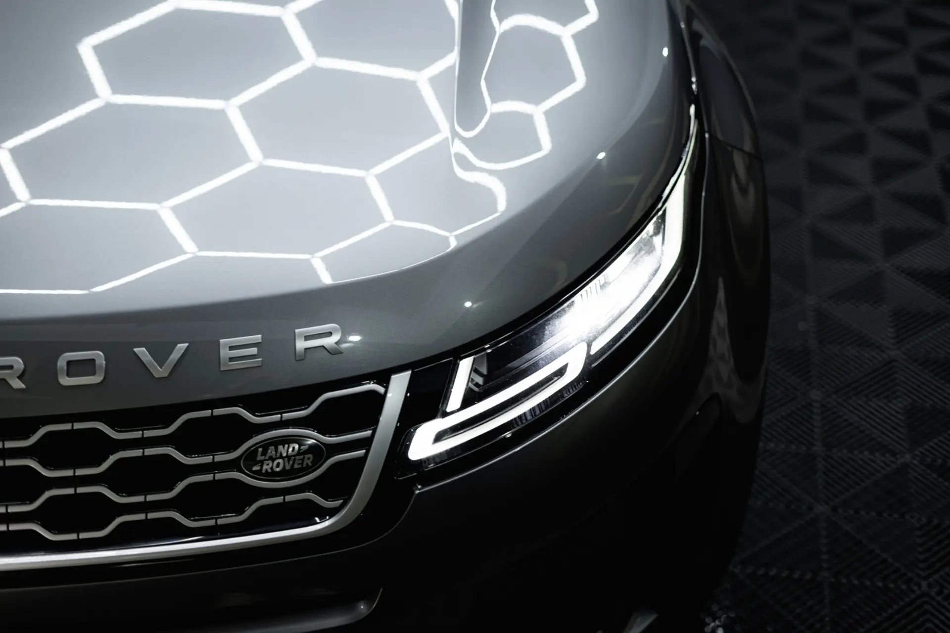 Land Rover Range Rover Evoque 1.5 P300e AWD Dynamic SE 15