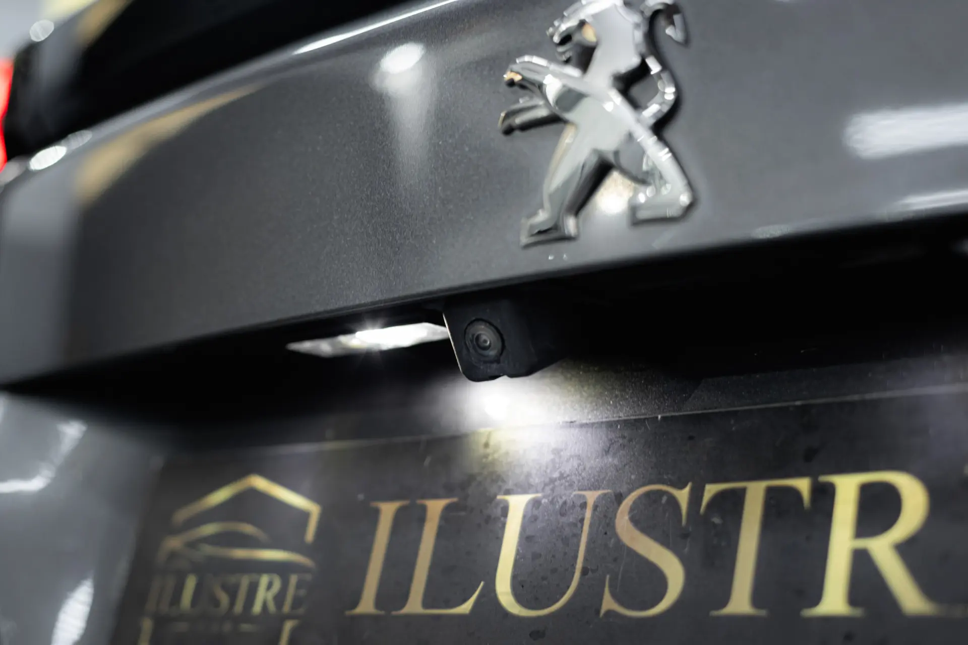 Peugeot 2008 1.5 BlueHDi GT Line EAT8 10