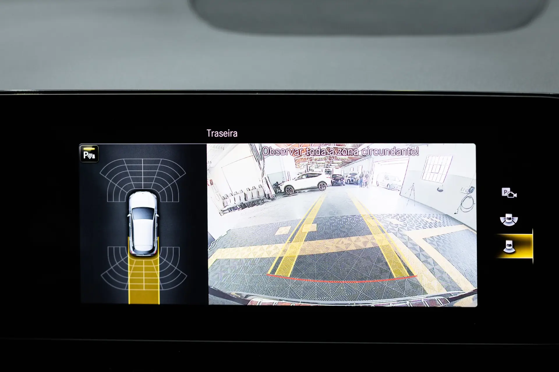 Mercedes-Benz GLA 180 d 8G-DCT Edition Progressive Line 52