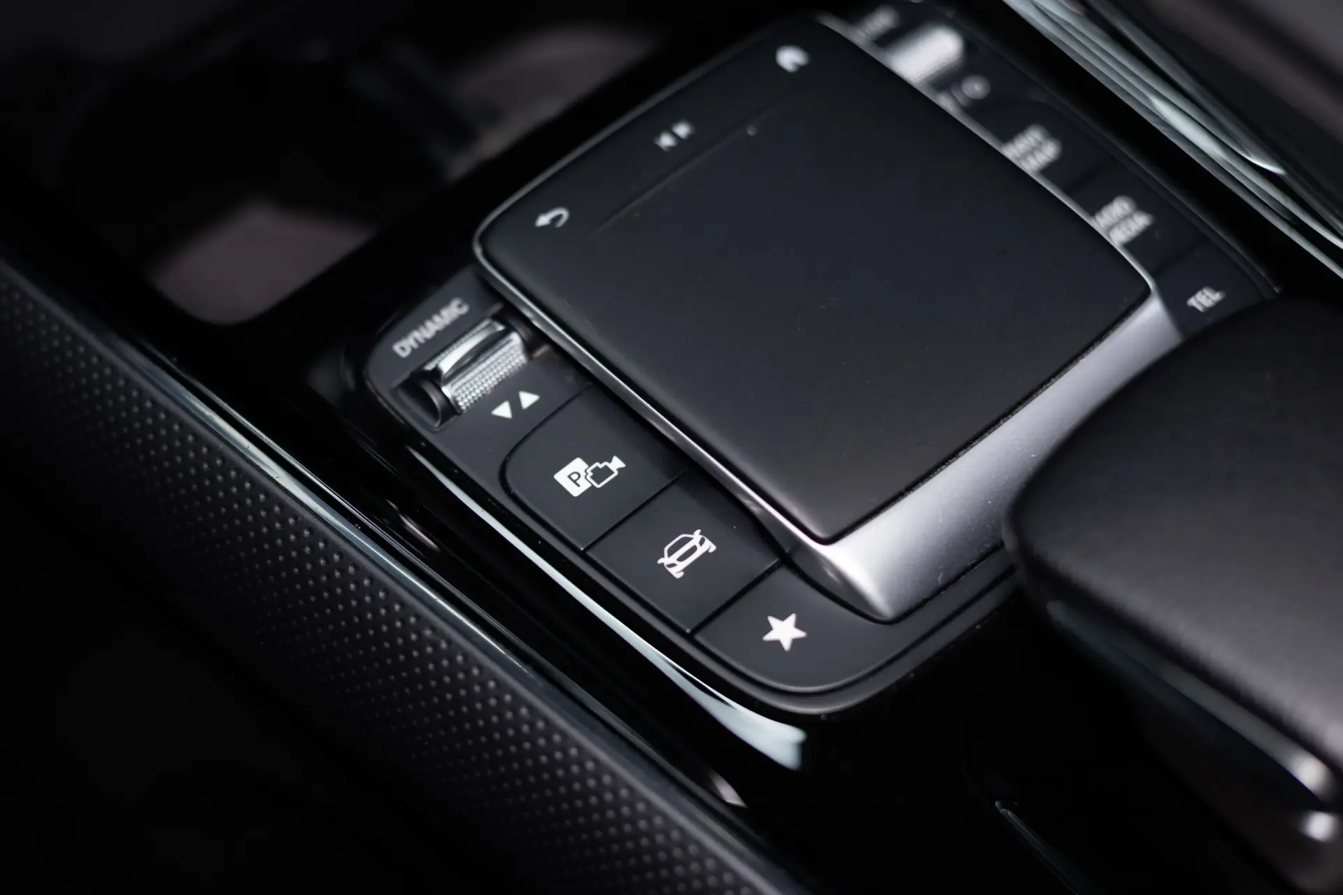 Mercedes-Benz GLA 180 d 8G-DCT Edition Progressive Line 29