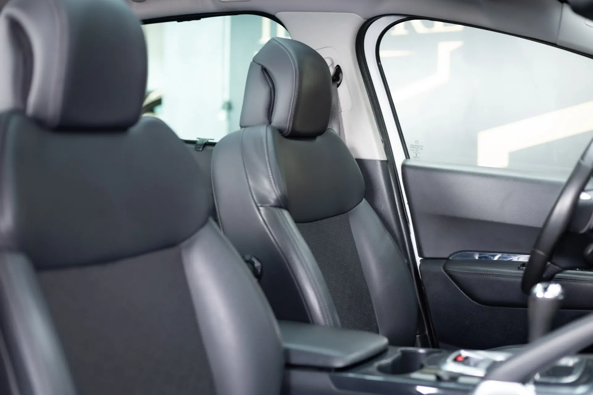 Peugeot 3008 1.6 e-HDi Allure 2-Tronic 22