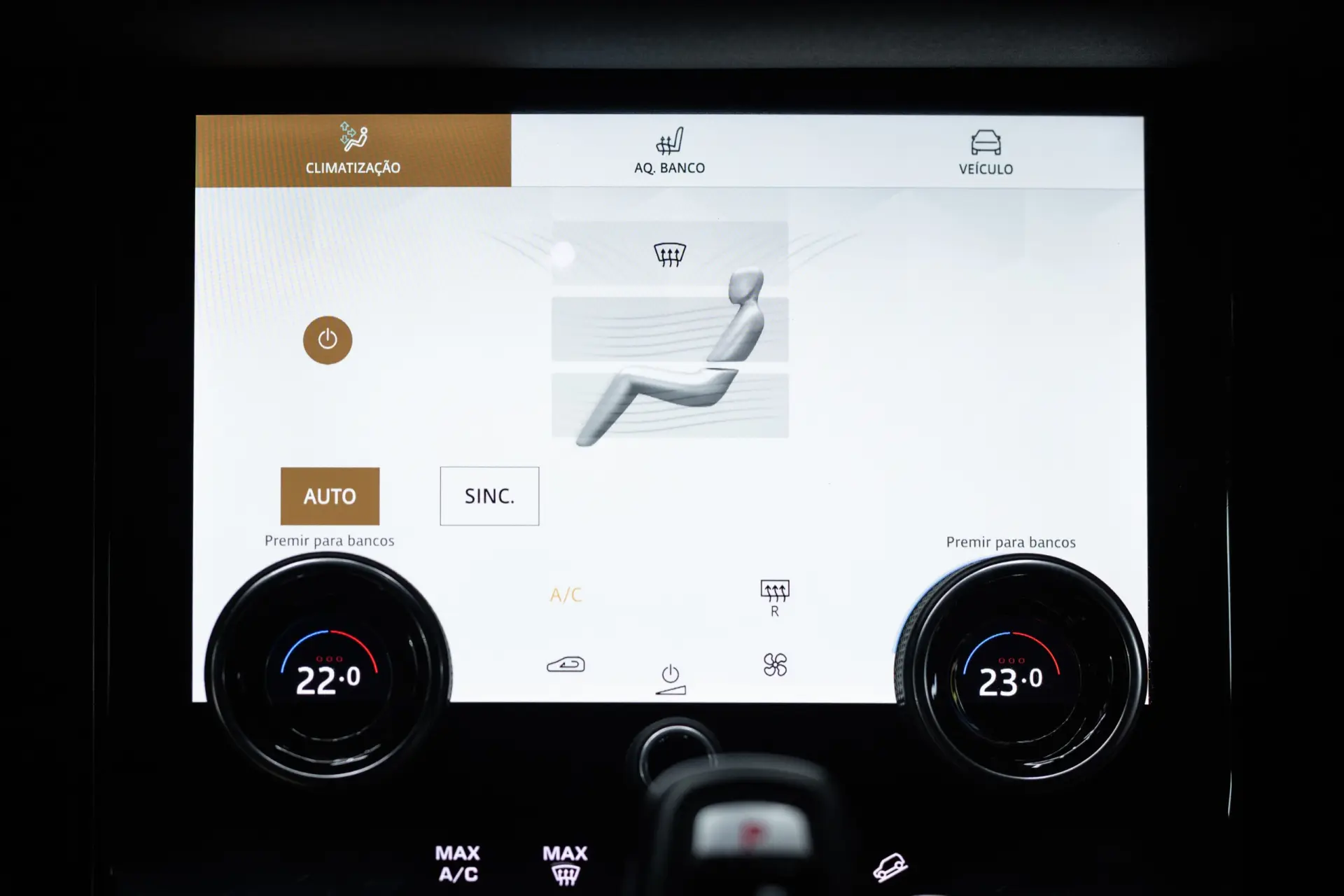 Land Rover Range Rover Evoque 1.5 P300e AWD Dynamic SE 46