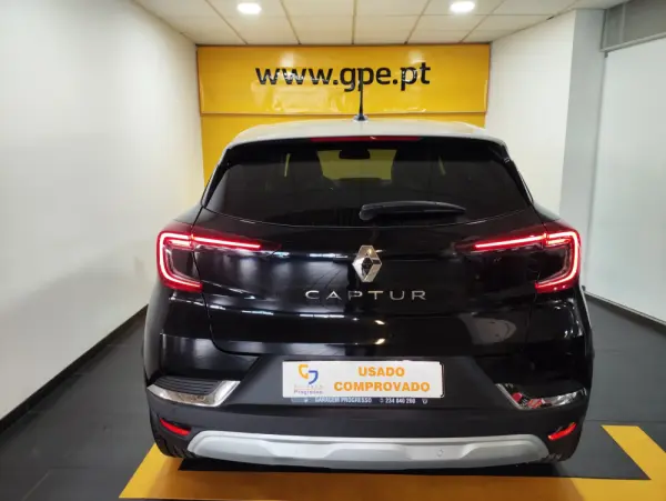 Renault Captur 1.0 TCe Intes 4