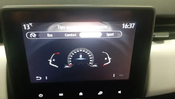 Renault Clio TCe 90 Bi-Fuel Intens 14