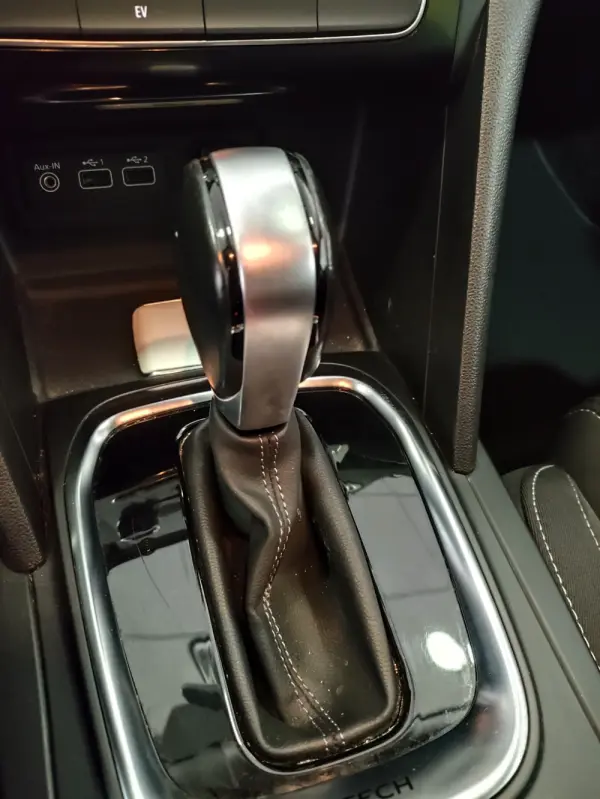 Renault Mégane Sport Tourer Limited 19