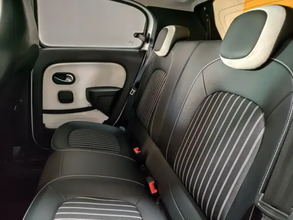 Renault Twingo 22 Techno Eletric 100% 13
