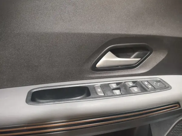 Dacia Jogger 1.0 TCe Expression 7L 5