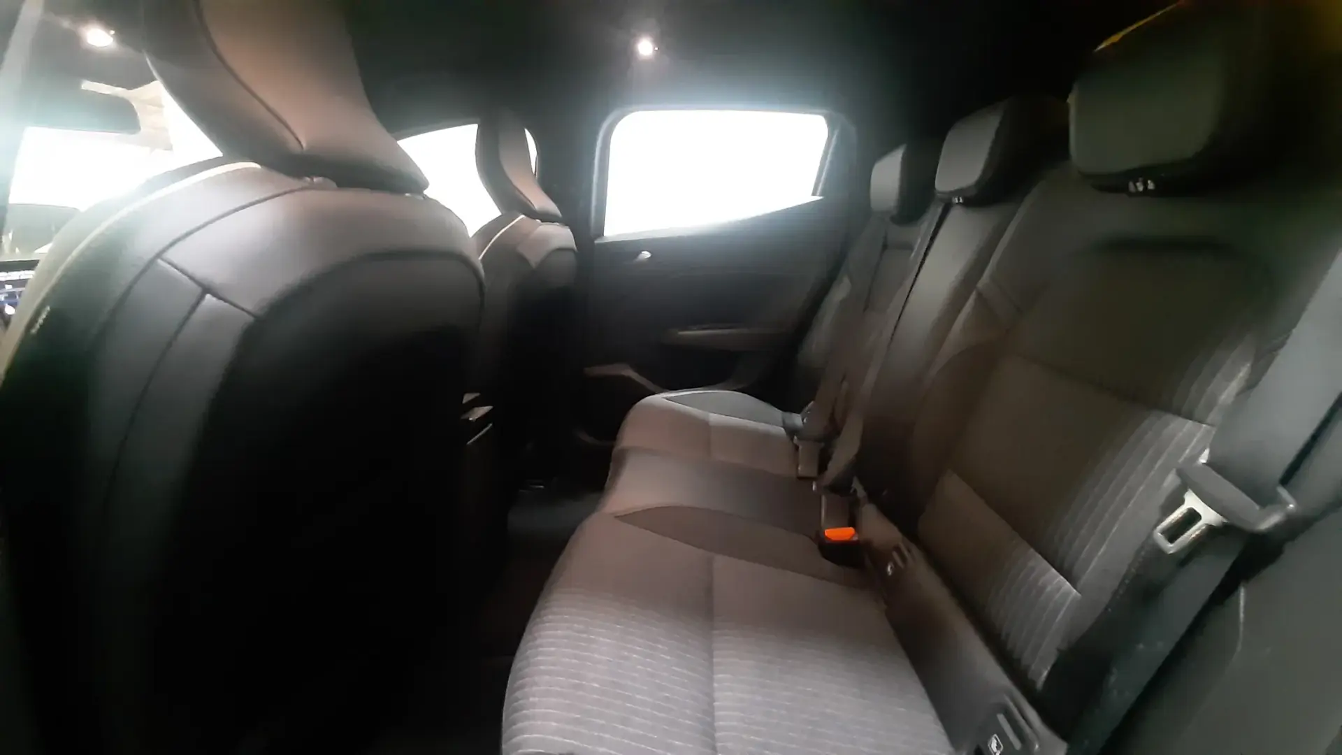 Renault Clio TCe 90 Bi-Fuel Intens 16