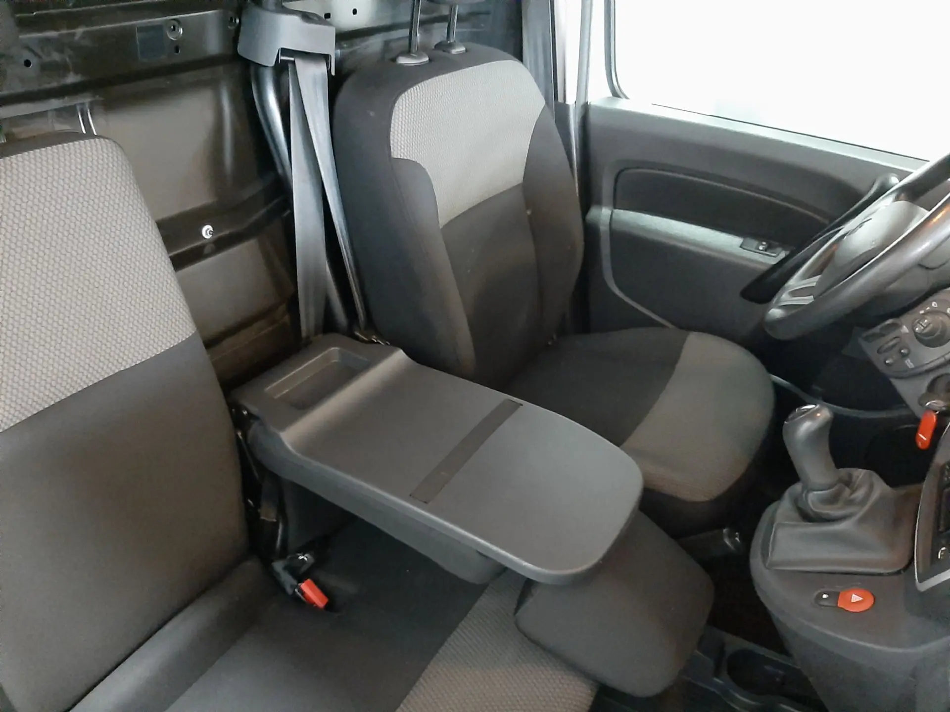 Renault Kangoo BUSINESS L2 MAXI 9