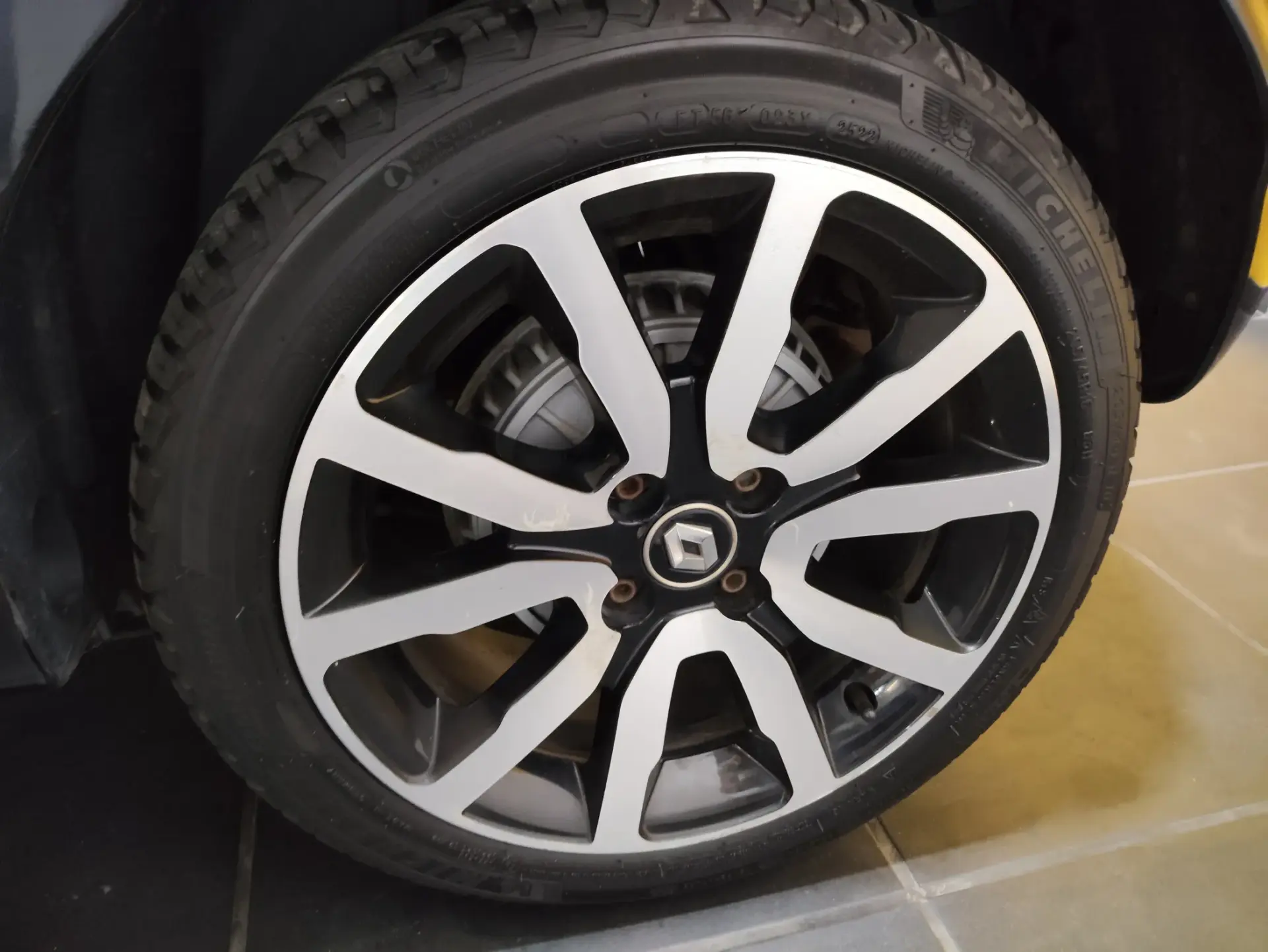 Renault Twingo 1.0 SCe Limited EDC 5